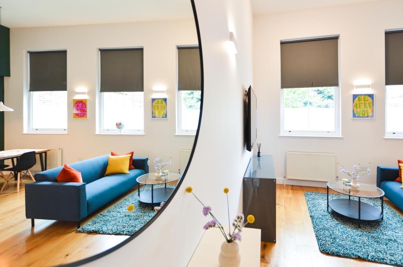 Spacious West Hampstead Apartment With Mezzanine Bedroom By Concept Apartments Londres Extérieur photo