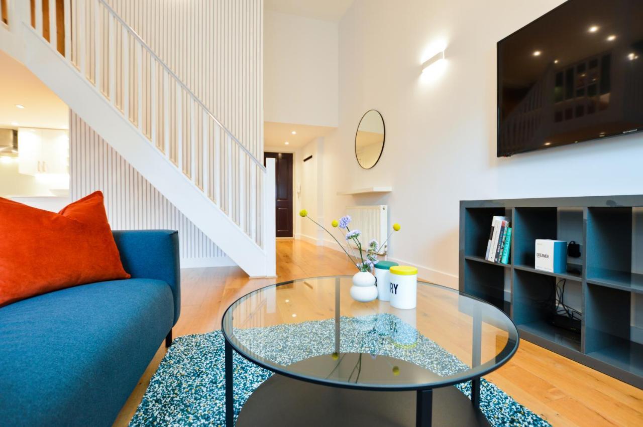 Spacious West Hampstead Apartment With Mezzanine Bedroom By Concept Apartments Londres Extérieur photo